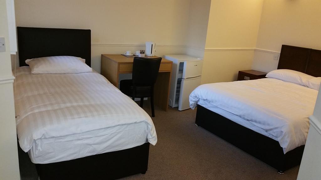 Charlotte Rooms Carlow Bagian luar foto